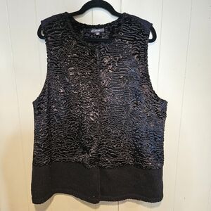 Adrianna Papell Black Textured Faux Fur Vest | Plus Size 2X